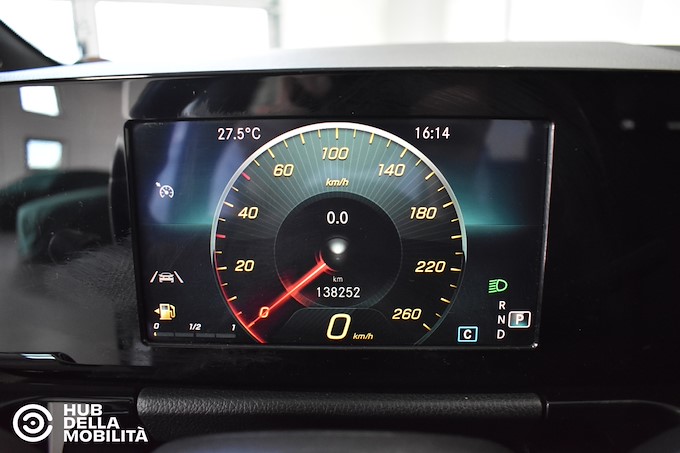 MERCEDES-BENZ B 180 d Automatic Sport